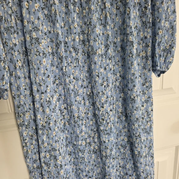 🔥5 FOR $25🔥NWT Lightweight Long Sleeve Blue Floral Stretchy Dress, XL - Picture 2 of 7